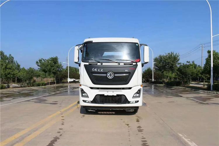 东风天龙18吨洒水车 东风天龙18吨洒水车