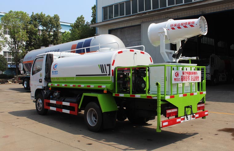 东风国六5立方洒水车 东风国六5立方洒水车