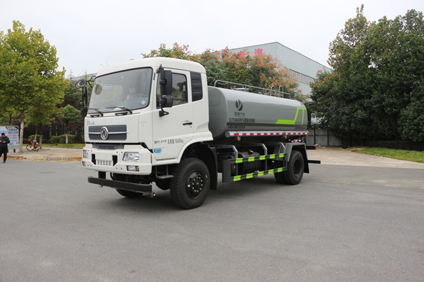 买一台洒水车需要多少钱-买一台洒水车要多少钱-湖北专用车生产厂家 买一台洒水车需要多少钱-买一台洒水车要多少钱-湖北专用车生产厂家