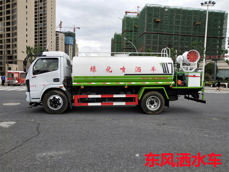 10吨洒水车 10吨洒水车