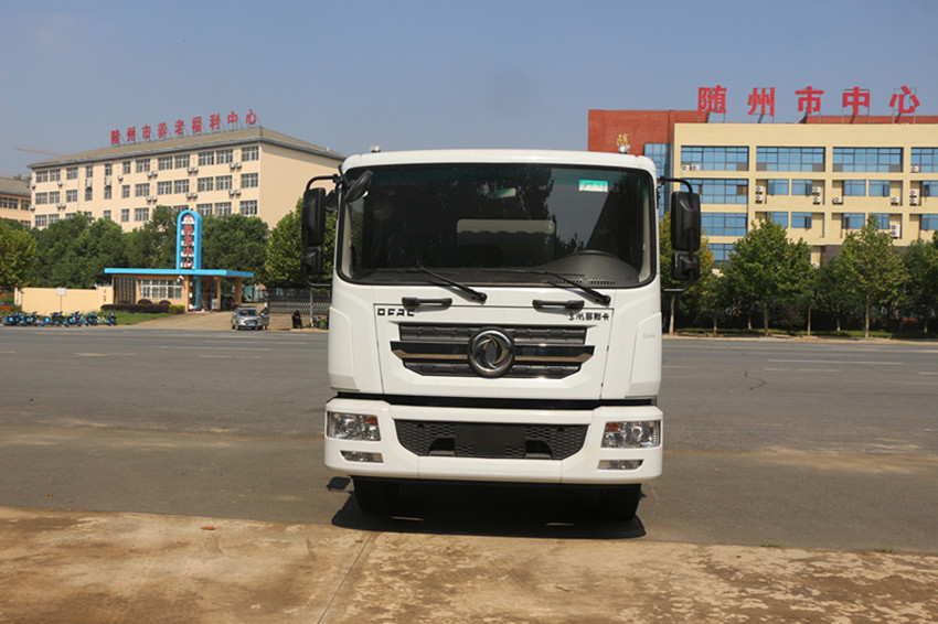 15方的洒水车 15方的洒水车