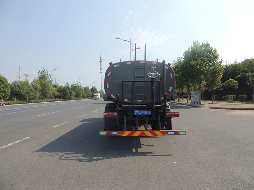 10·½ÂÌ»¯È÷Ë®³µ 10·½ÂÌ»¯È÷Ë®³µ