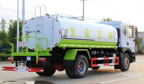 国六14方东风多利卡D9洒水车图片 国六14方东风多利卡D9洒水车图片